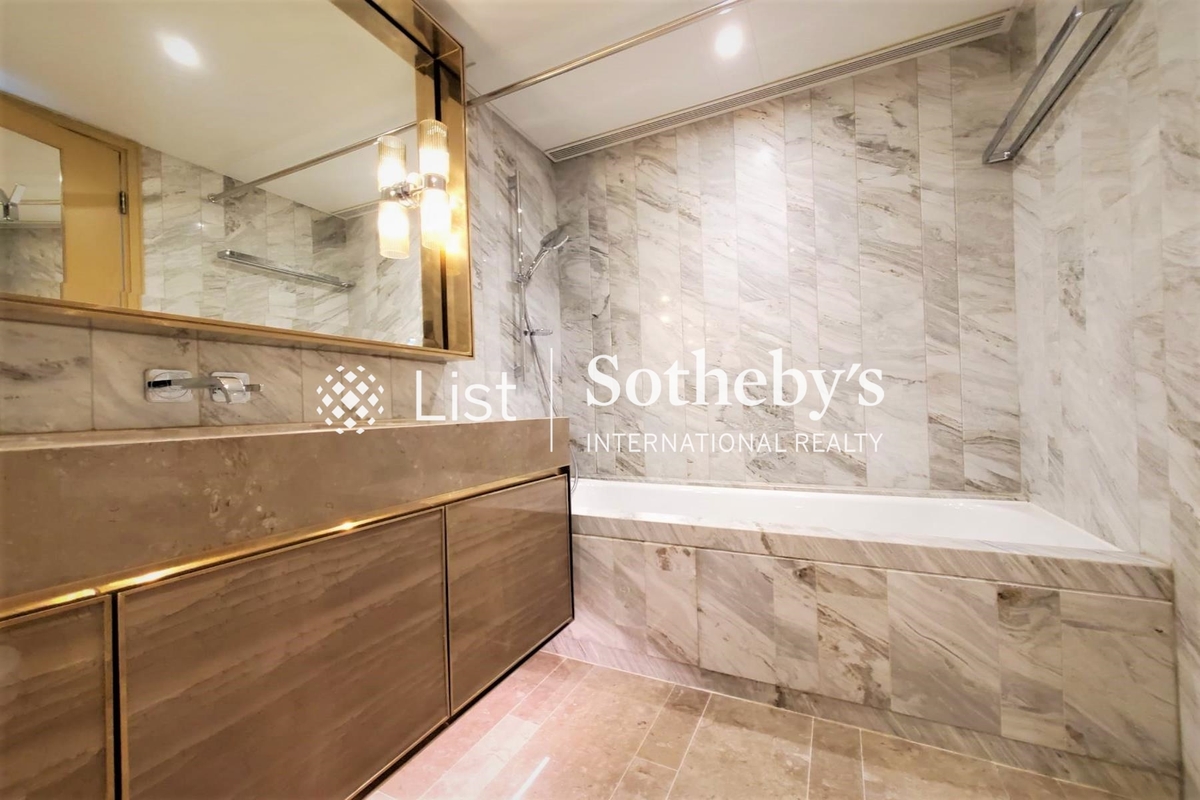 Harbour Glory 維港頌 | Guest Bathroom