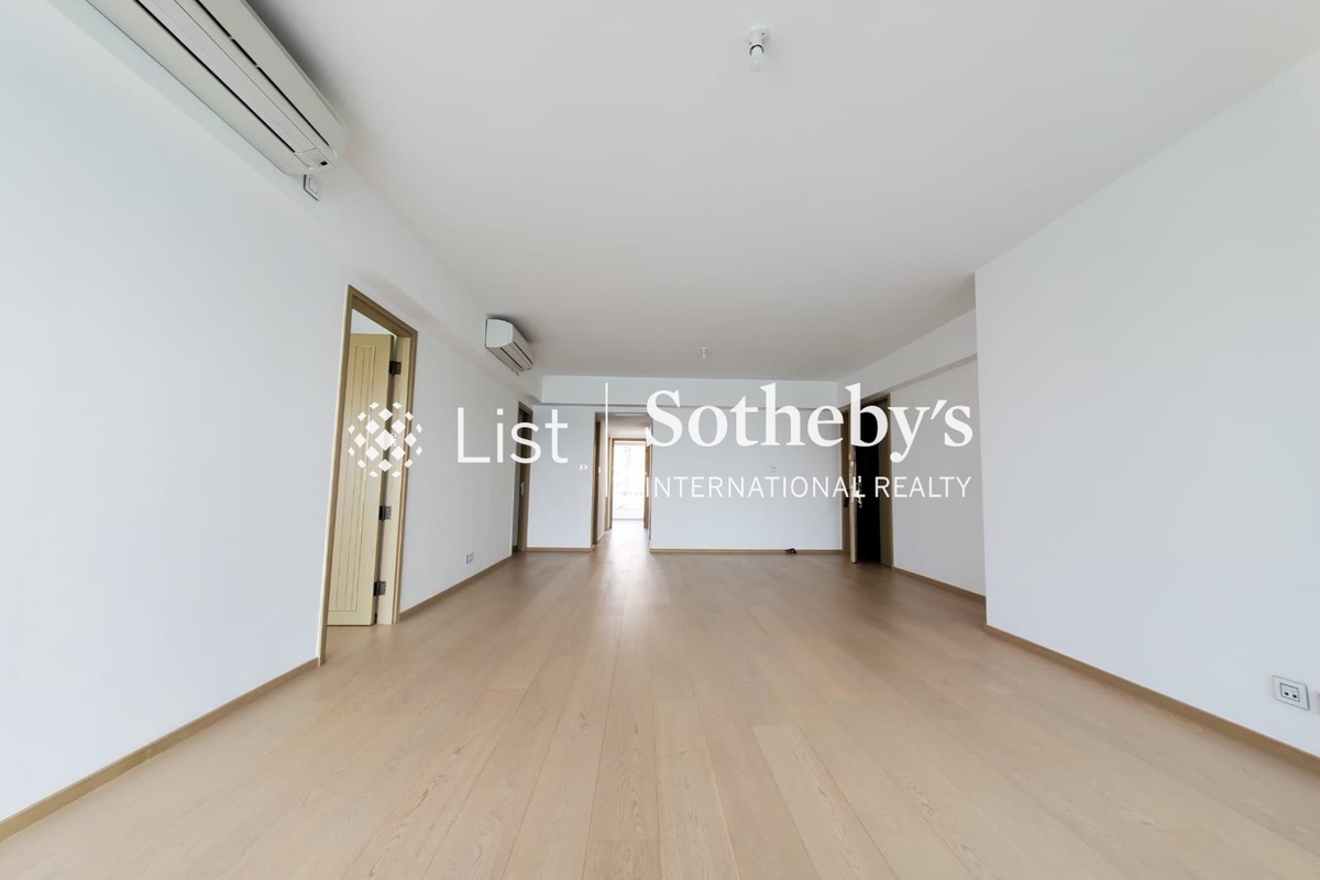 Harbour Glory 維港頌 | Living and Dining Room