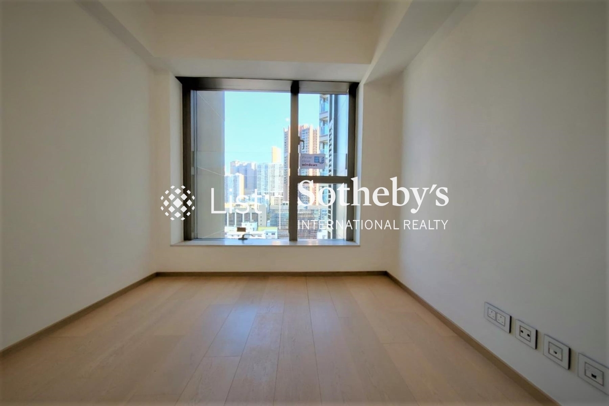 Harbour Glory 維港頌 | Fourth Bedroom