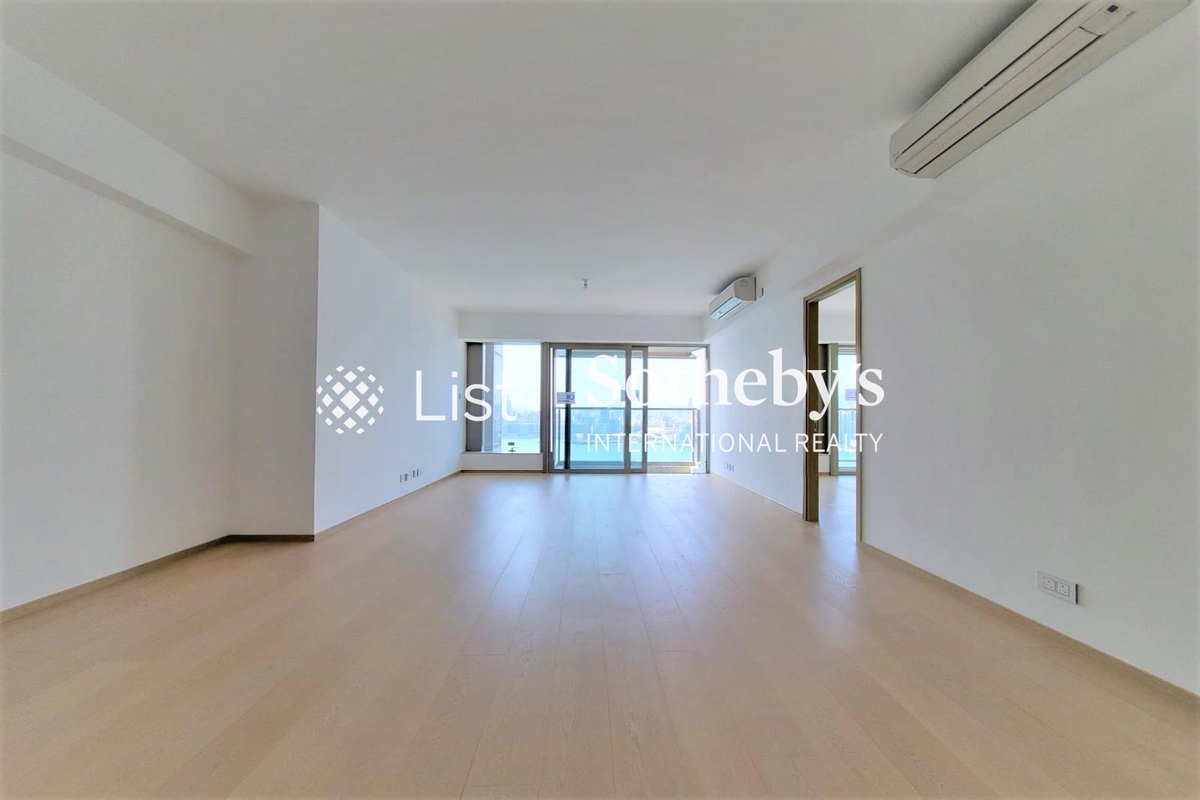 Harbour Glory 維港頌 | Living and Dining Room