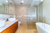 Golden Cove Lookout 金碧苑 | Master Bathroom