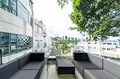 Golden Cove Lookout 金碧苑 | Private Garden off Living Room