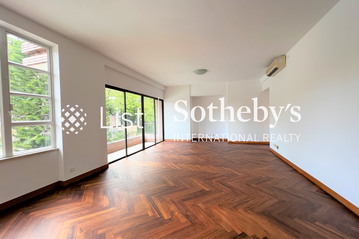 Ho's Villa 松竹苑 | Living and Dining Room