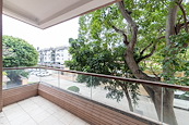Ho's Villa 松竹苑 | Balcony off Living and Dining Room