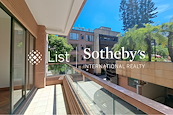 Ho's Villa 松竹苑 | Balcony off Living and Dining Room
