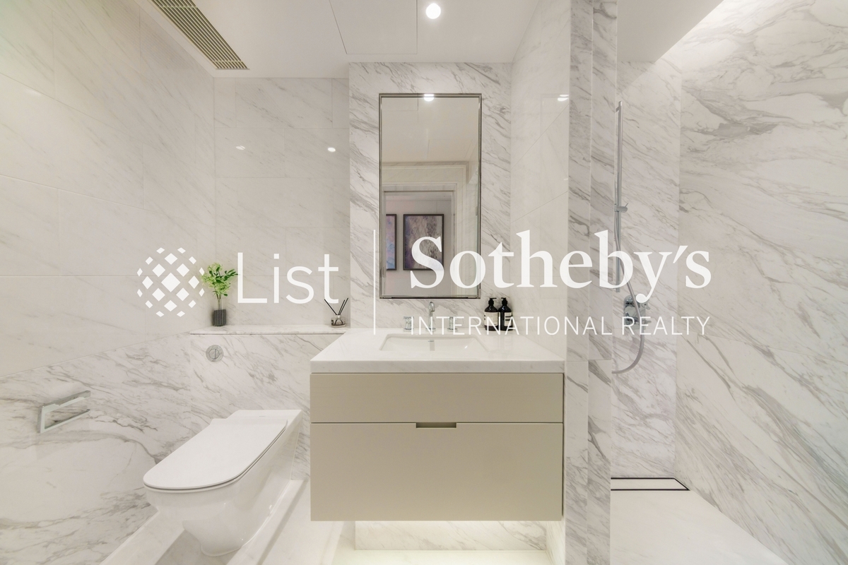 8 Deep Water Bay Drive 深水灣徑8號 | Fourth En-suite Bathroom