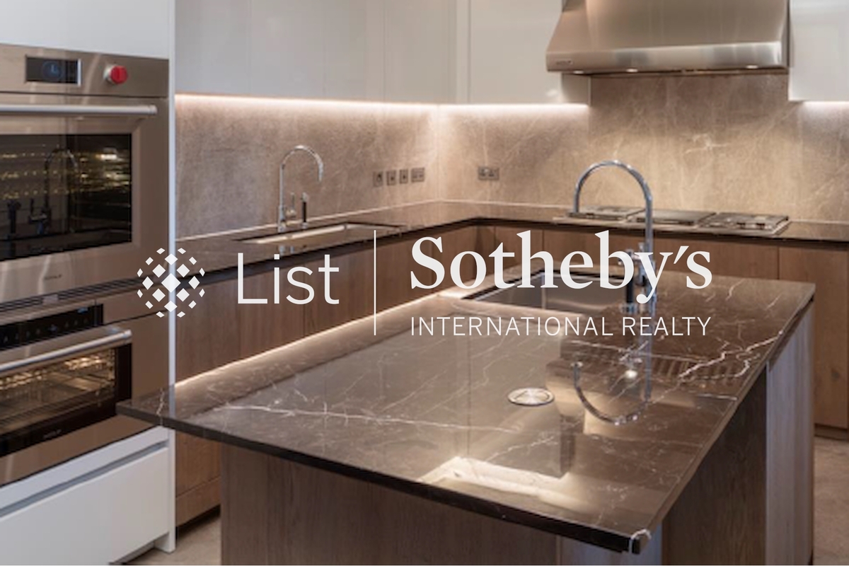 8 Deep Water Bay Drive 深水湾径8号 | Kitchen