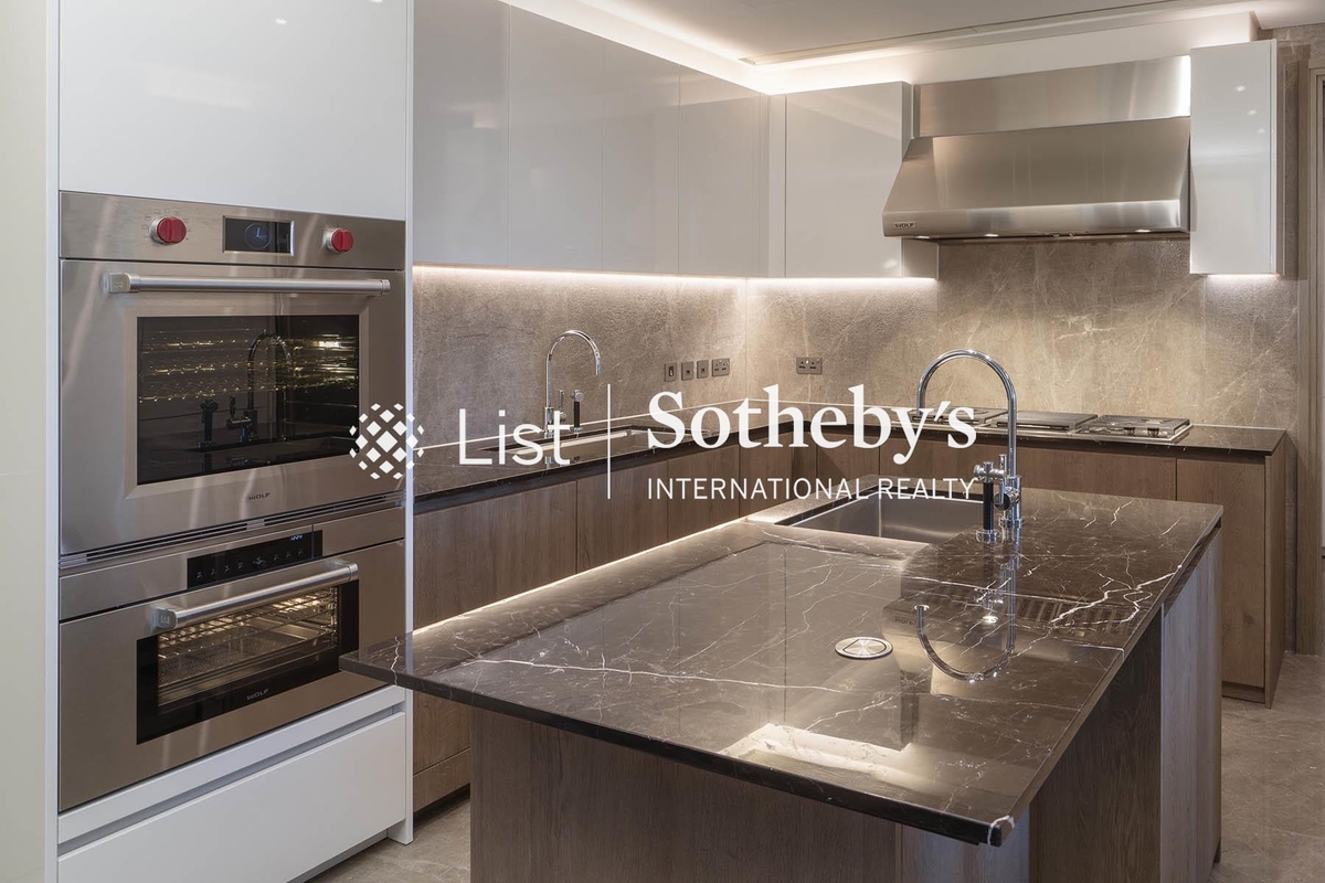 8 Deep Water Bay Drive 深水灣徑8號 | Kitchen