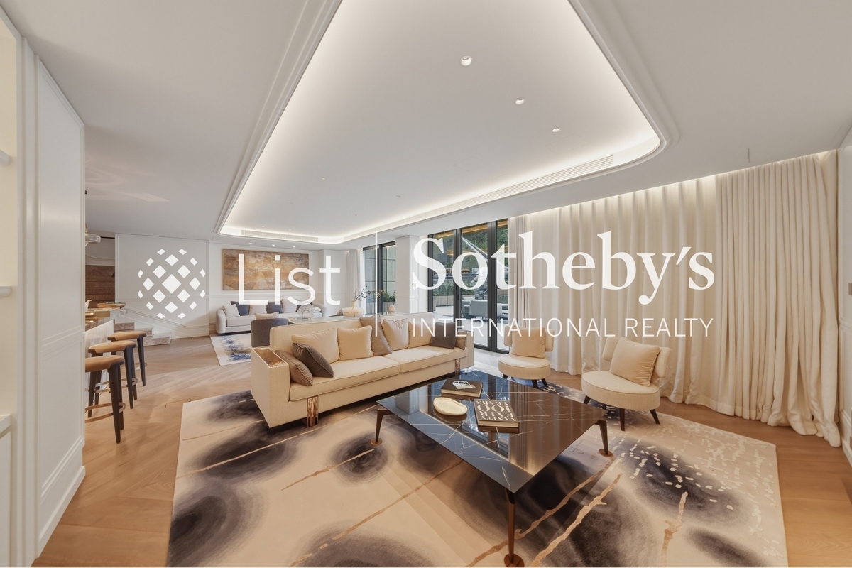 8 Deep Water Bay Drive 深水灣徑8號 | Living Room