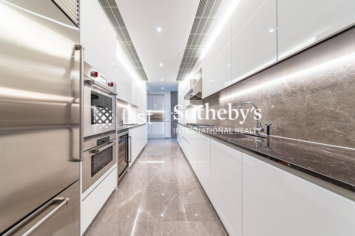8 Deep Water Bay Drive 深水灣徑8號 | Kitchen