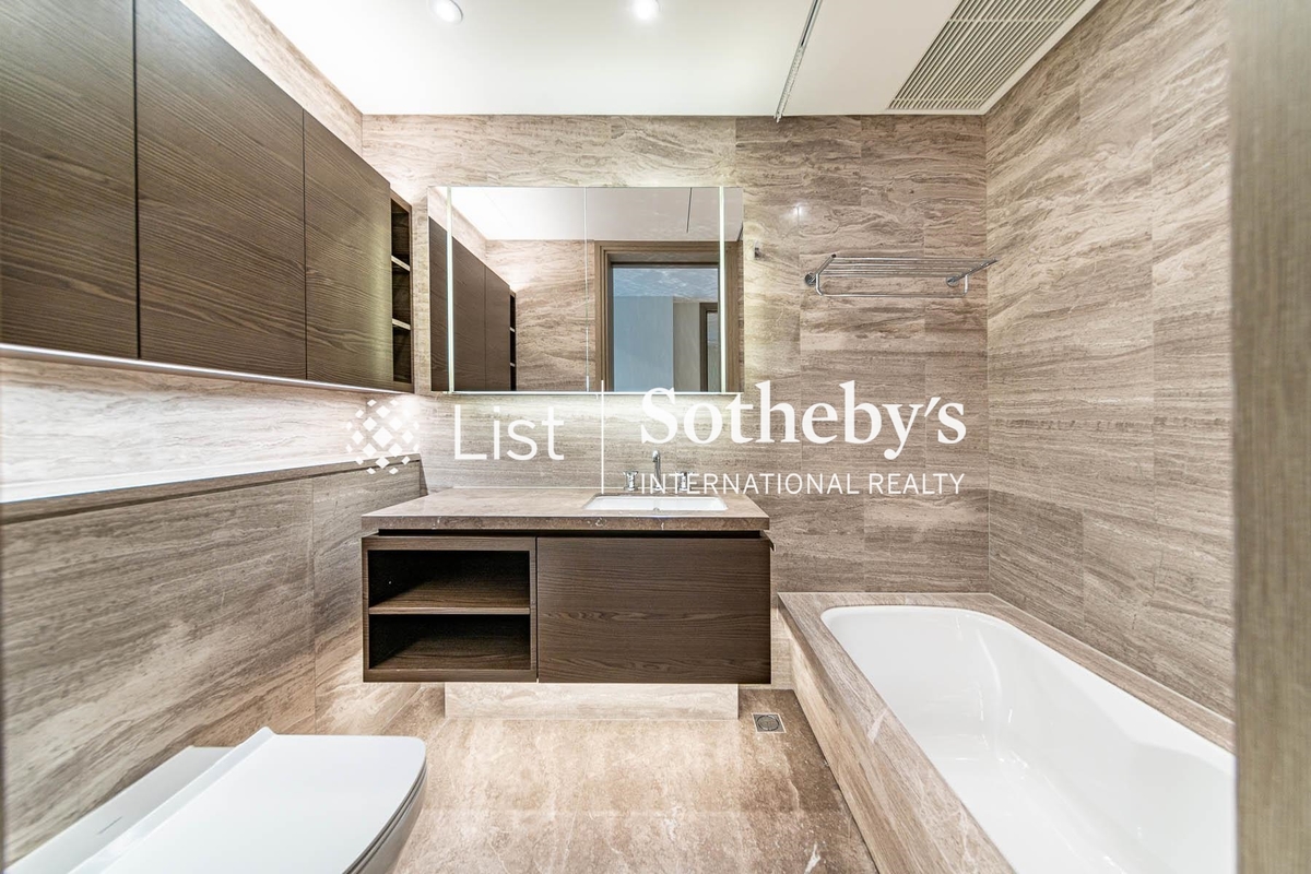 8 Deep Water Bay Drive 深水灣徑8號 | Second En-suite Bathroom