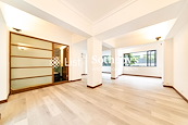 15-21 Broom Road 蟠龍道15-21號 | Living and Dining Room