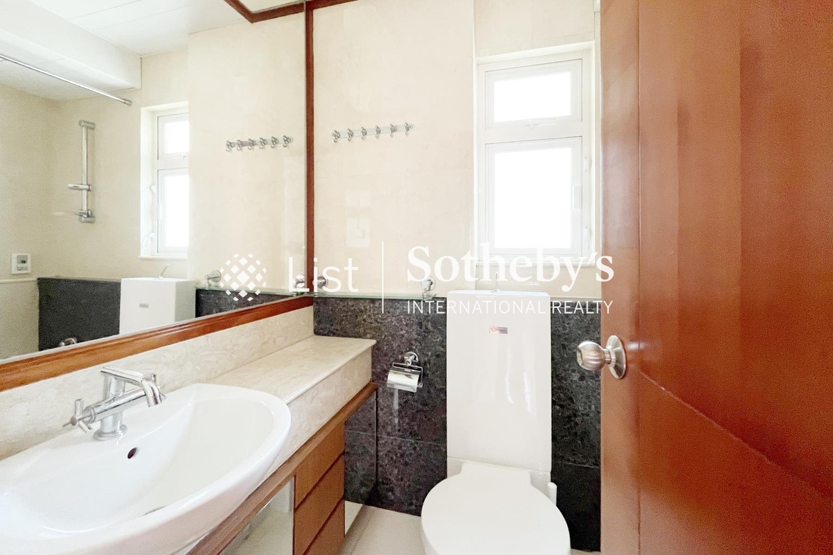 Riverain Valley 御駿居 | Second En-suite Bathroom