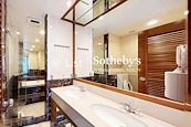 Riverain Valley 御駿居 | Master Bathroom