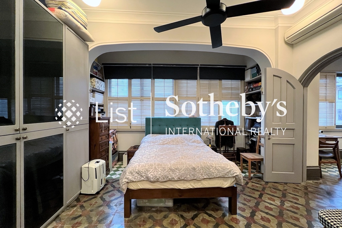 Nos. 9-11 Sing Woo Road 成和道9-11號 | Master Bedroom