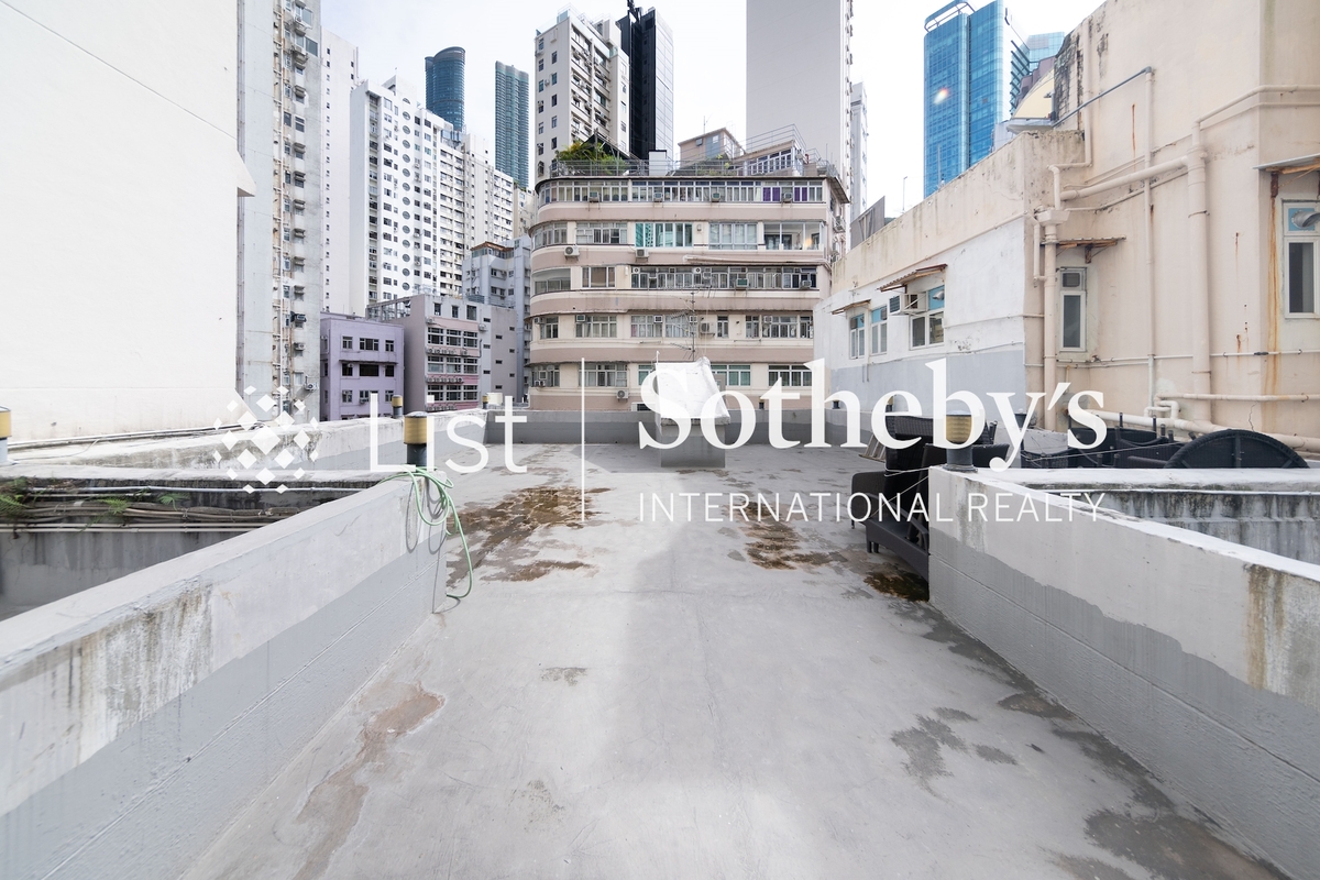 Nos. 9-11 Sing Woo Road 成和道9-11號 | Private Roof Terrace