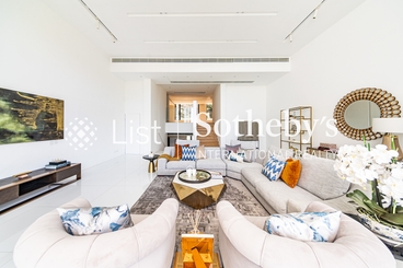 12-22 Black's Link 布力徑12-22號 | 