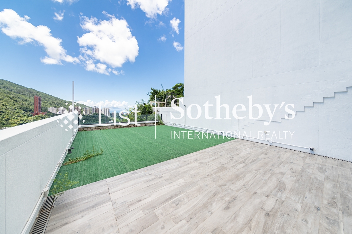 12-22 Black's Link 布力徑12-22號 | Private Garden off Living and Dining Room