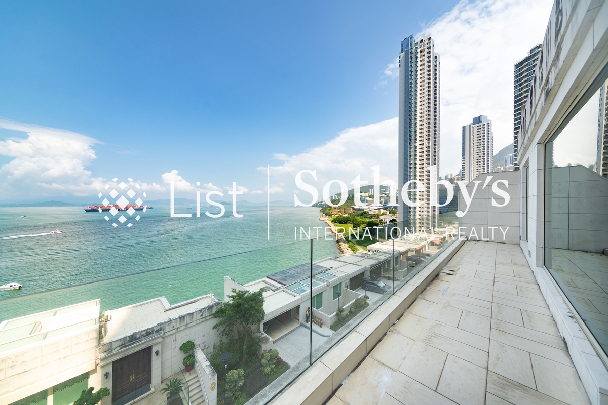 Residence Bel-Air Phase 5 Villa Bel-Air 贝沙湾 5期 洋房 | Balcony off Master Bedroom