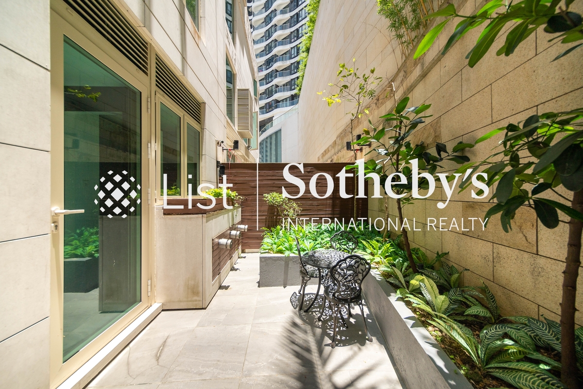 Residence Bel-Air Phase 5 Villa Bel-Air 貝沙灣 5期 洋房 | Private Terrace off Kitchen