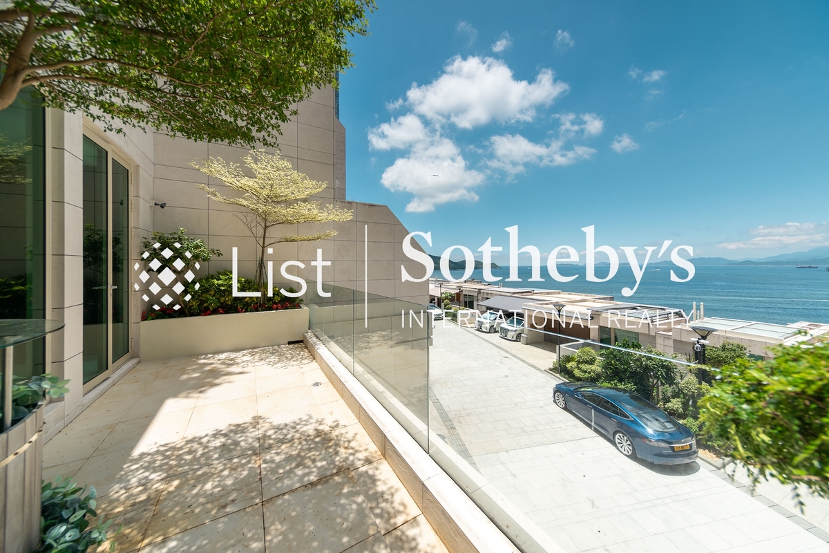 Residence Bel-Air Phase 5 Villa Bel-Air 貝沙灣 5期 洋房 | Private Terrace off Living and Dining Room