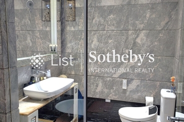 Celestial Heights Phase 1 半山壹號第一期 | 