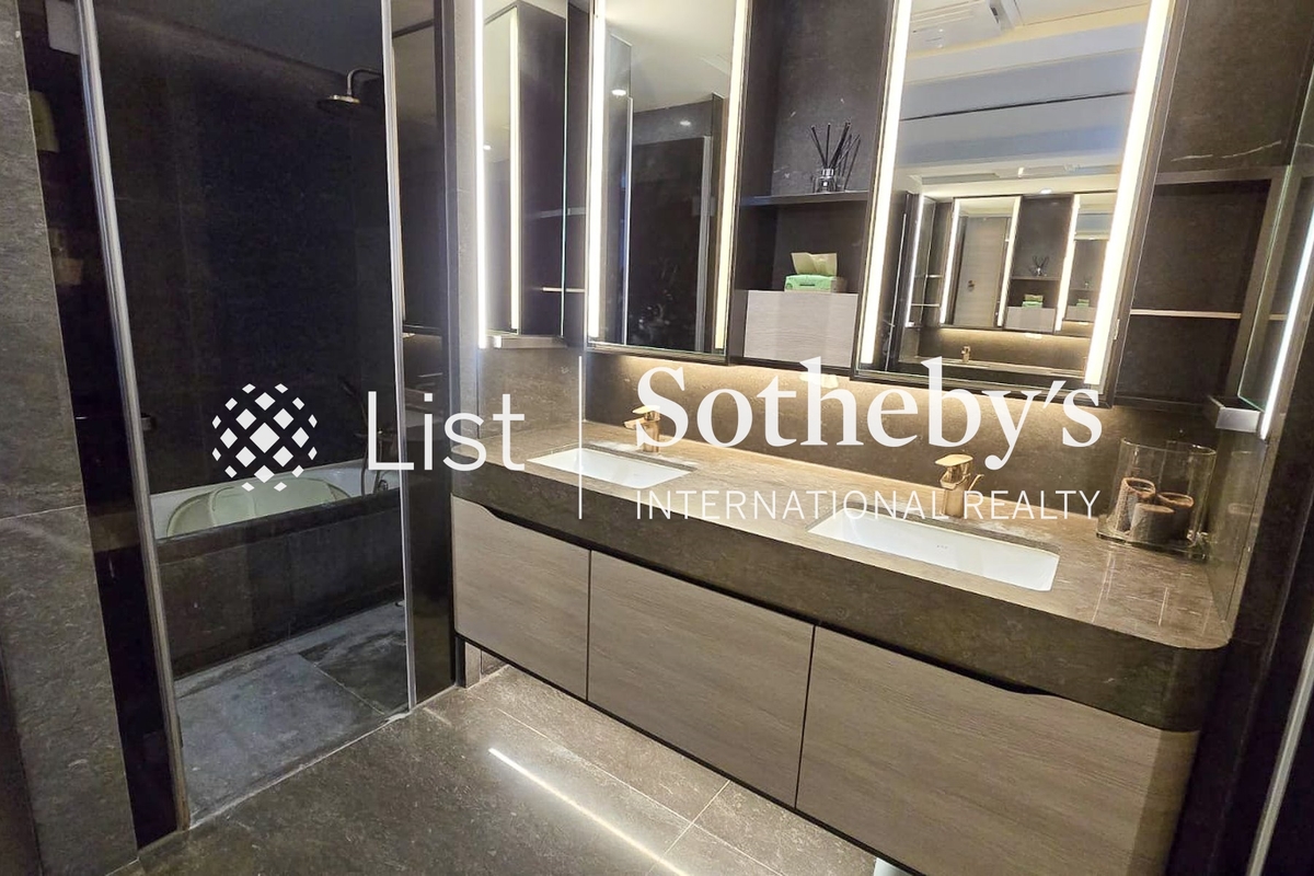 Fleur Pavilia 柏蔚山 | Master Bathroom