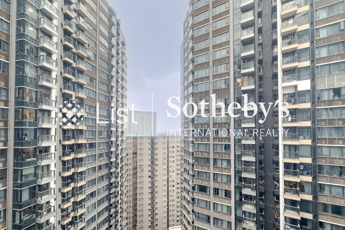 Fleur Pavilia 柏蔚山 | View from Balcony off Living and Dining Room