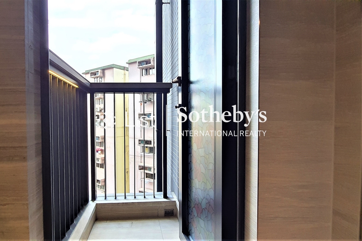 Fleur Pavilia 柏蔚山 | Balcony off Kitchen