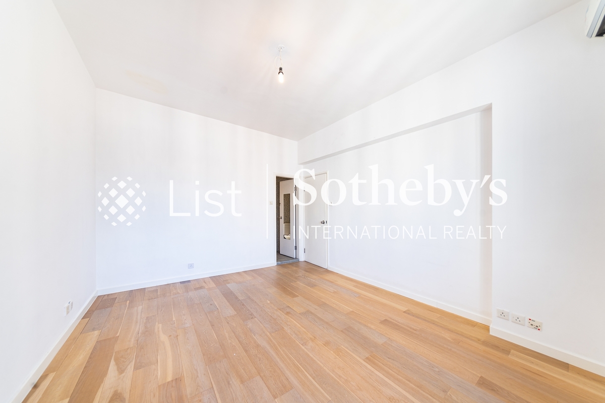 35-41 Village Terrace 山村臺35-41號 | Second En-suite Bedroom