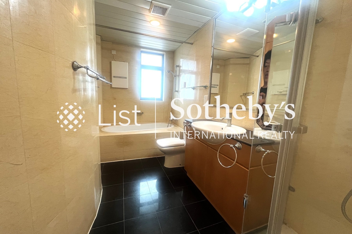 La Mer 浪頤居 | Master Bathroom