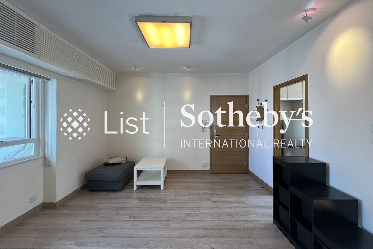 Arbuthnot House 亞畢諾大廈 | Living Room