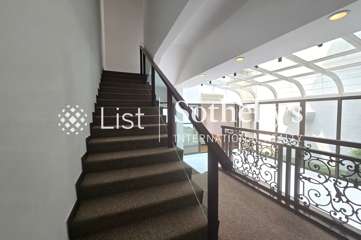 19-25 Horizon Drive 海天徑 19-25 號 | Internal Staircase