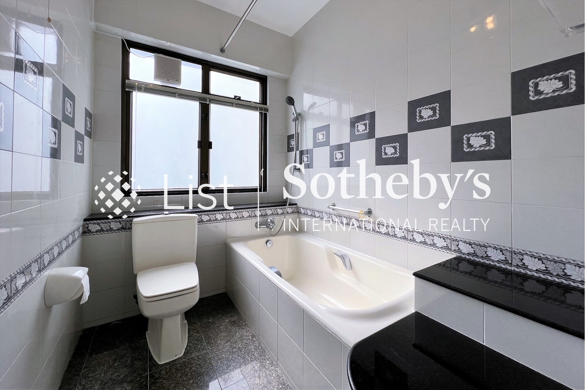 19-25 Horizon Drive 海天徑 19-25 號 | Guest Bathroom