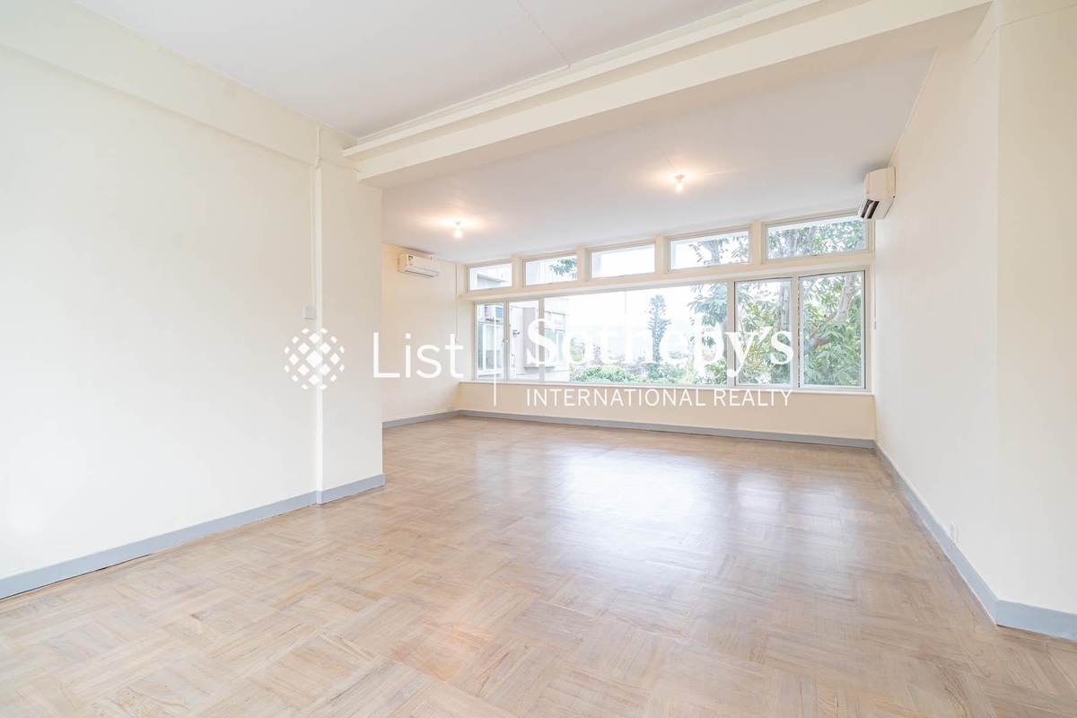 Nos. 51-53 Stanley Village Road 赤柱村道51-53號 | Living and Dining Room