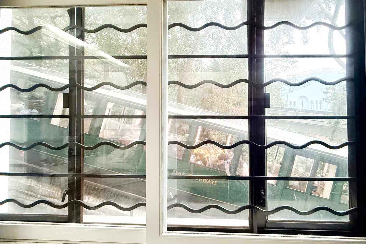 2 Tramway Path 缆车径2号 | View from Living and Dining Room