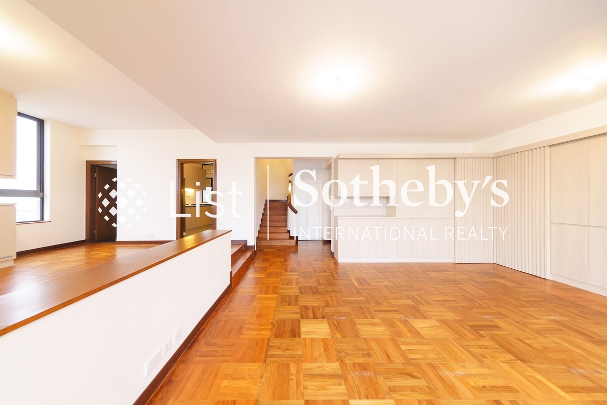 The Manhattan 曼克頓花園 | Living and Dining Room