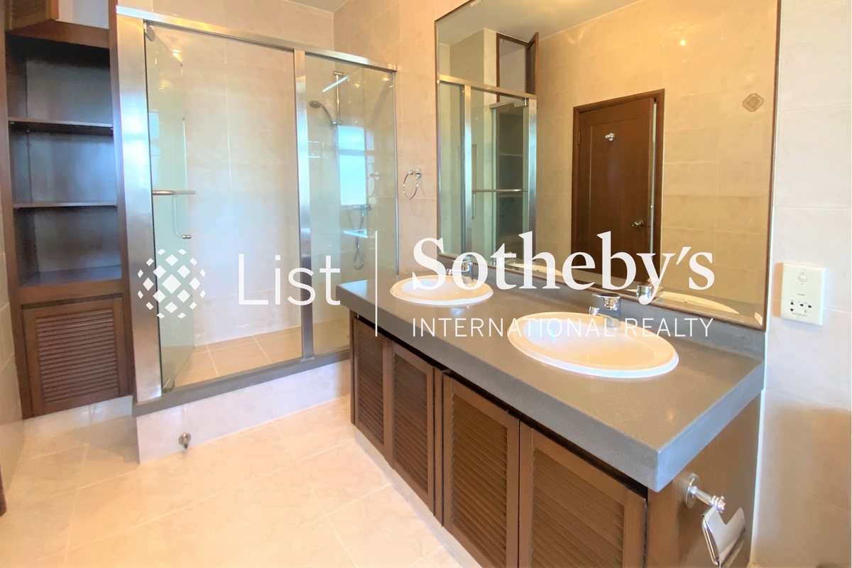 The Manhattan 曼克頓花園 | Master Bathroom