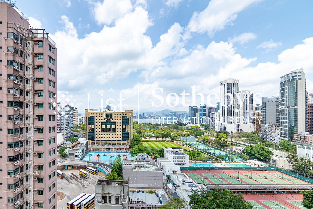 Jones Hive 雋琚 | View from Living and Dining Room