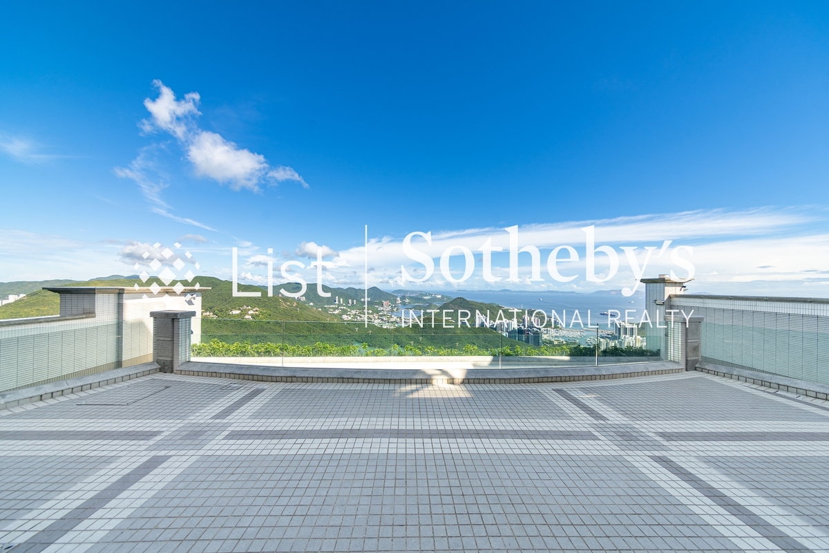 No. 84 Peak Road 山頂道84號 | Private Roof Terrace