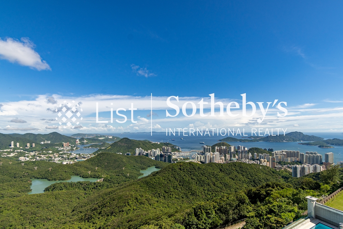 No. 84 Peak Road 山頂道84號 | View from Private Roof Terrace