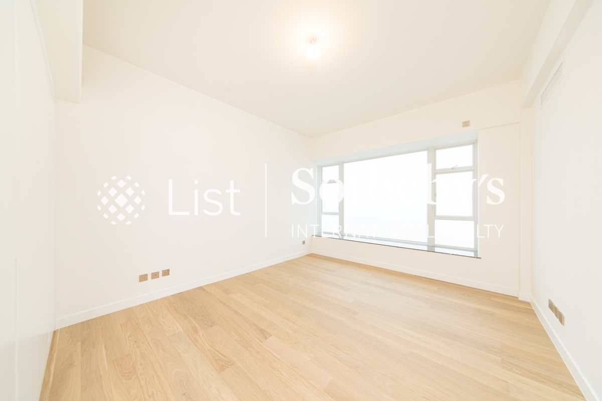 No. 84 Peak Road 山頂道84號 | Third En-suite Bedroom