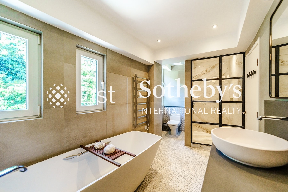 Faber Villa 輝百苑 | Master Bathroom