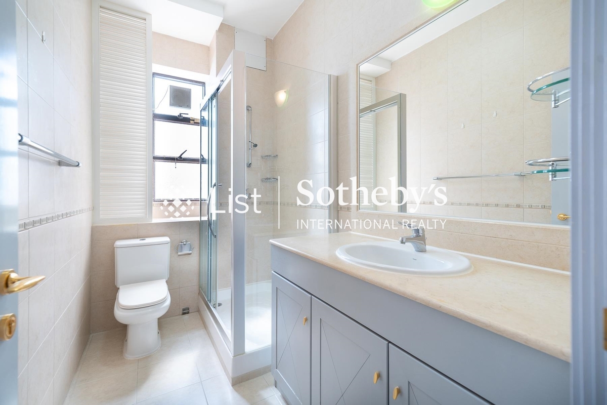 Belgravia Heights 碧濤閣 | Guest Bathroom