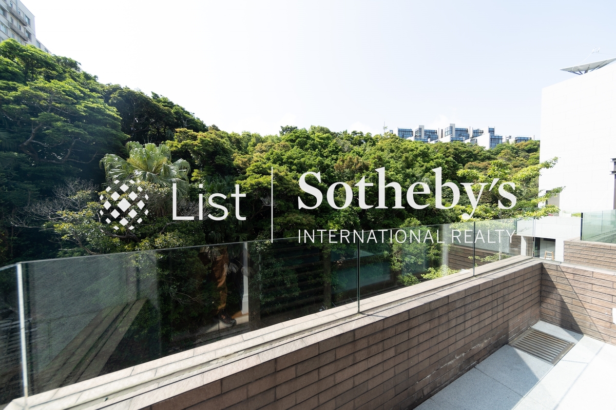 7-15 Mount Kellett Road 加列山道7-15號 | Balcony off Second En-suite Bedroom