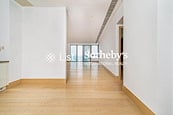 7-15 Mount Kellett Road 加列山道7-15號 | Living and Dining Room