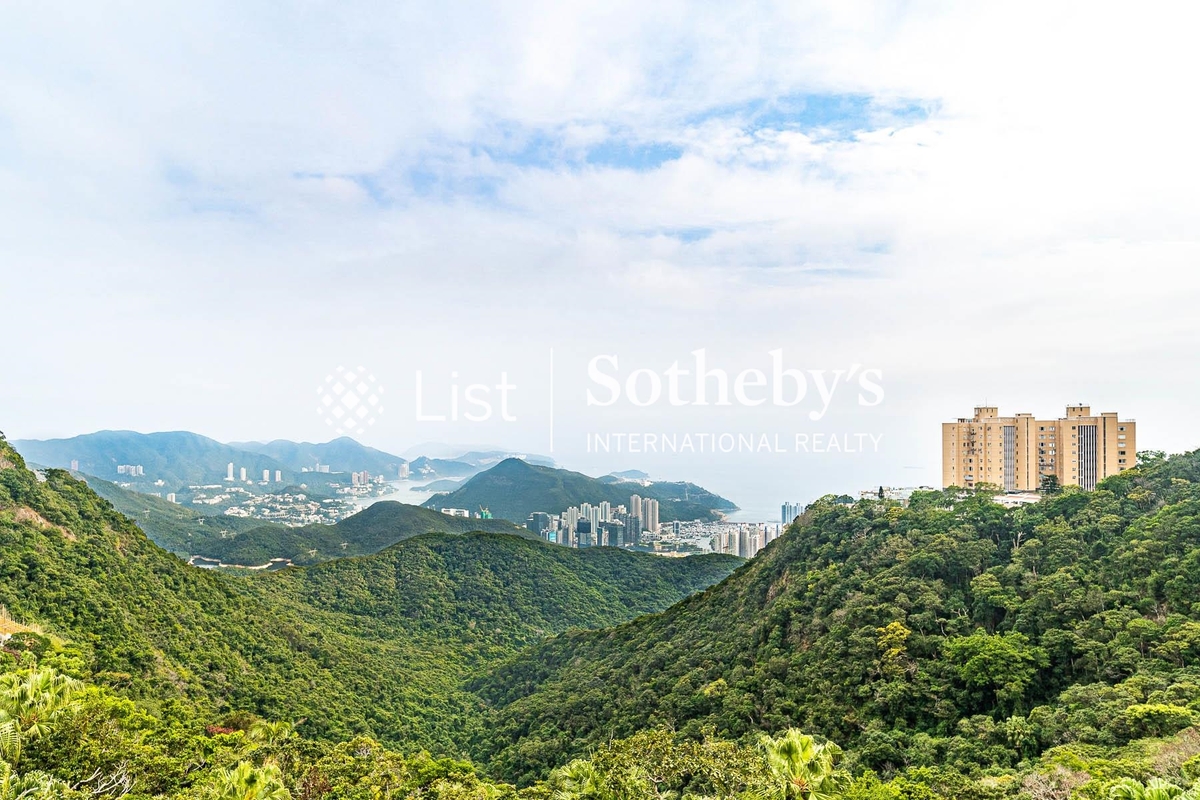 7-15 Mount Kellett Road 加列山道7-15號 | View from Living and Dining Room