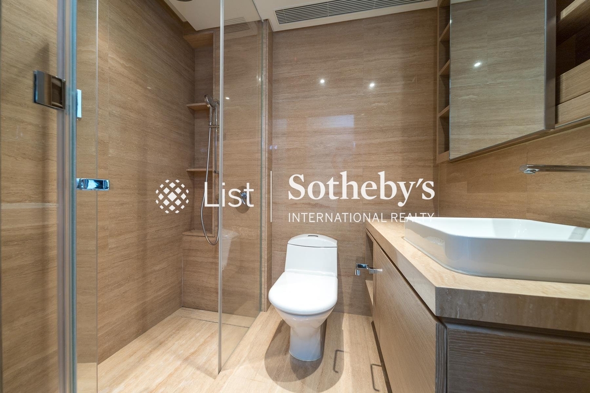 7-15 Mount Kellett Road 加列山道7-15號 | Third En-suite Bathroom