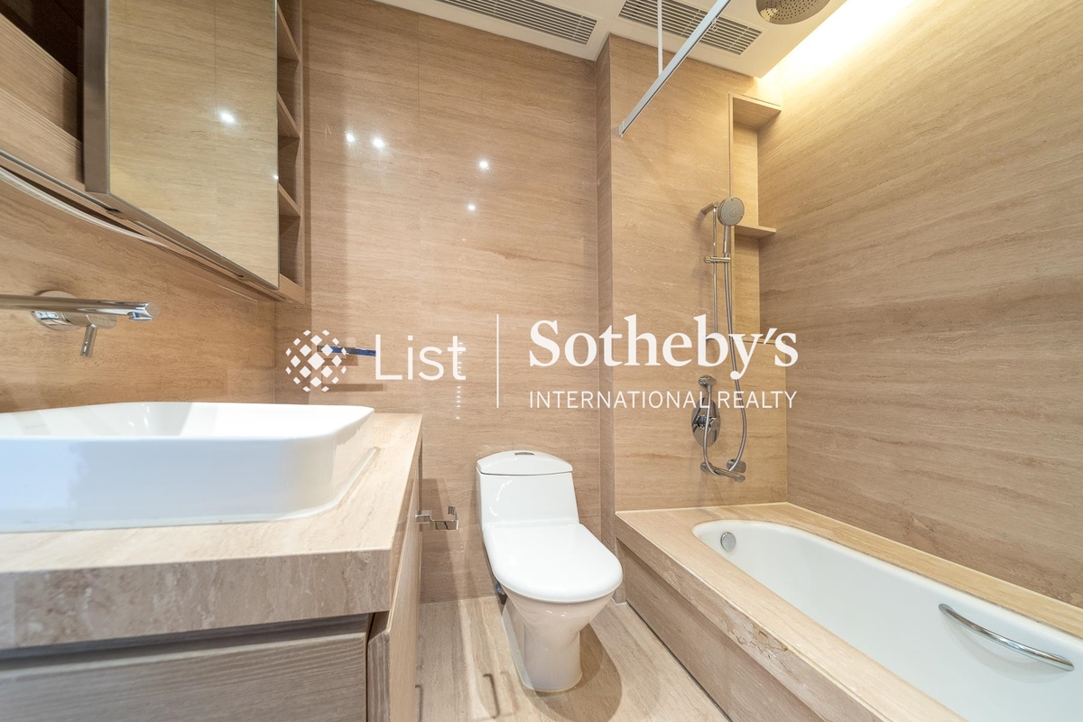 7-15 Mount Kellett Road 加列山道7-15號 | Second En-suite Bathroom
