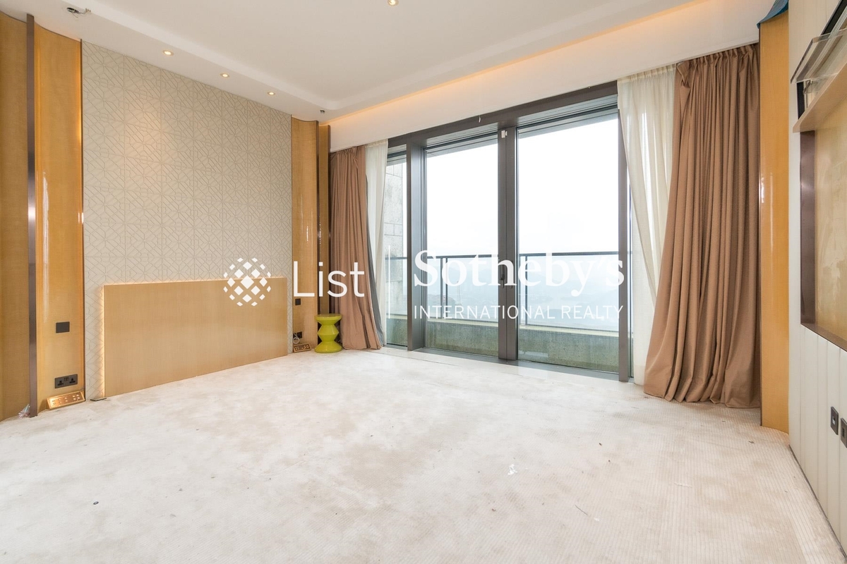 Twelve Peaks 加列山道12號 | Master Bedroom